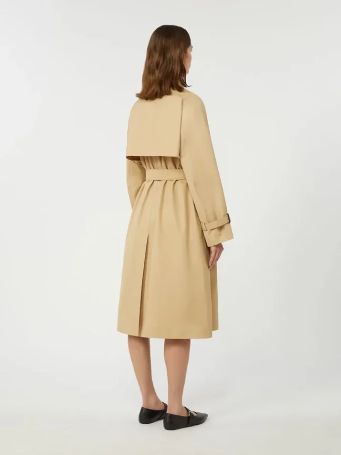 Vändbar vattenavvisande trenchcoat i gabardin, beige Vändbar vattenavvisande trenchcoat i gabardin, beige