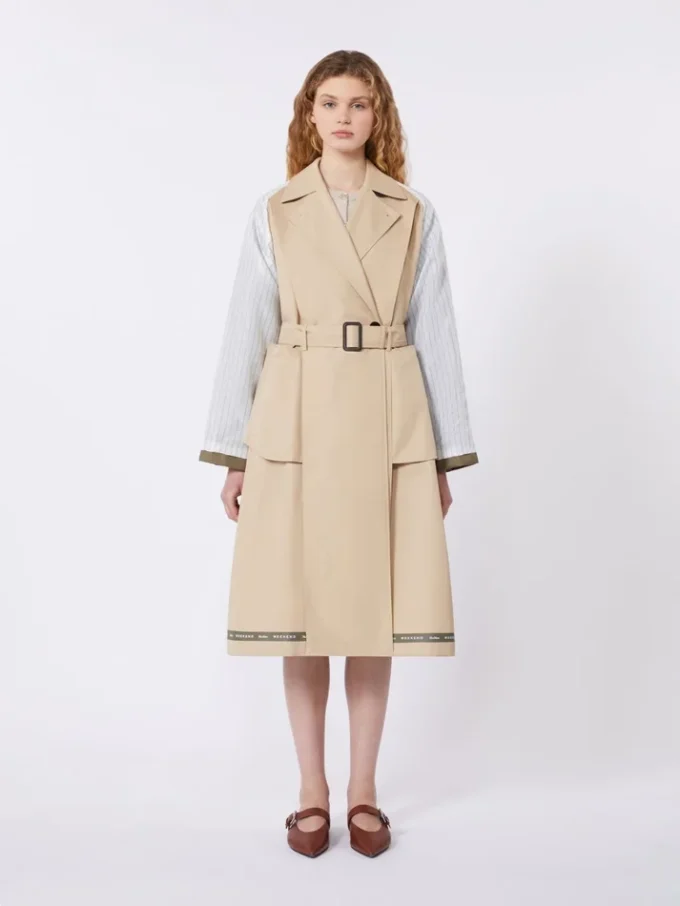 Vändbar vattenavvisande trenchcoat i gabardin, beige Vändbar vattenavvisande trenchcoat i gabardin, beige